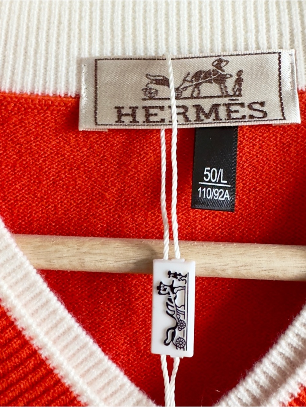 Hermes Orange V-Neck Sweater with White Trim ( Unisex) - Picture 5 of 7